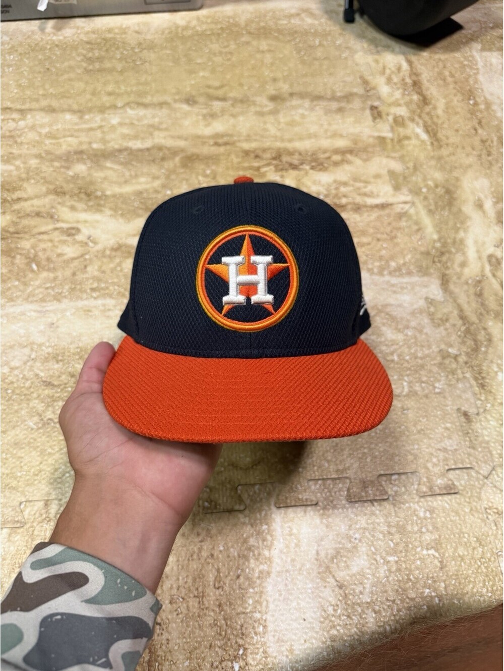 New Era 59FIFTY Houston Astros Fitted Hat 7 1/4 MLB Cap READ